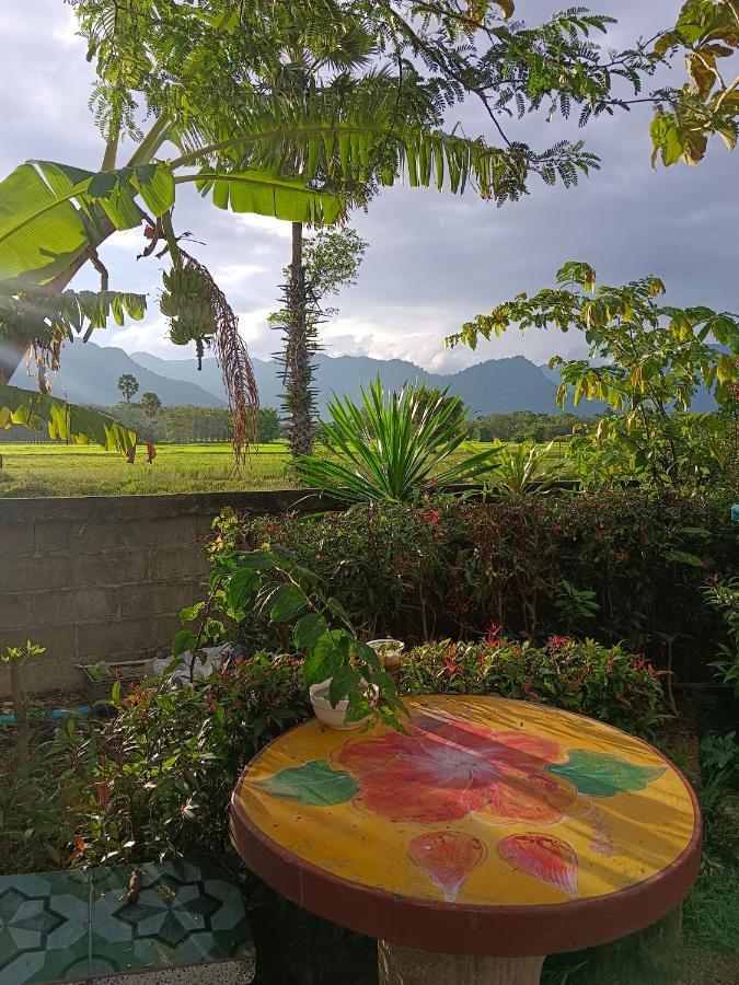 4 Seasons Mini House Hotel Nakhon Si Thammarat Buitenkant foto