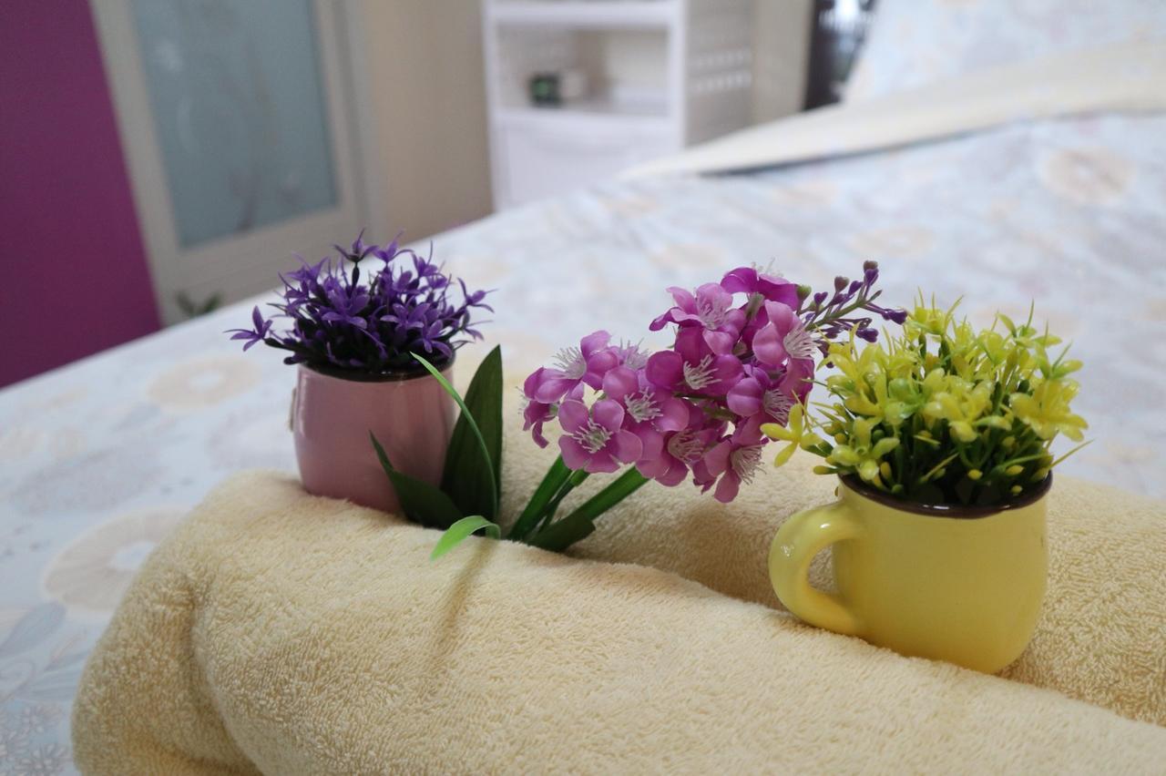 4 Seasons Mini House Hotel Nakhon Si Thammarat Buitenkant foto