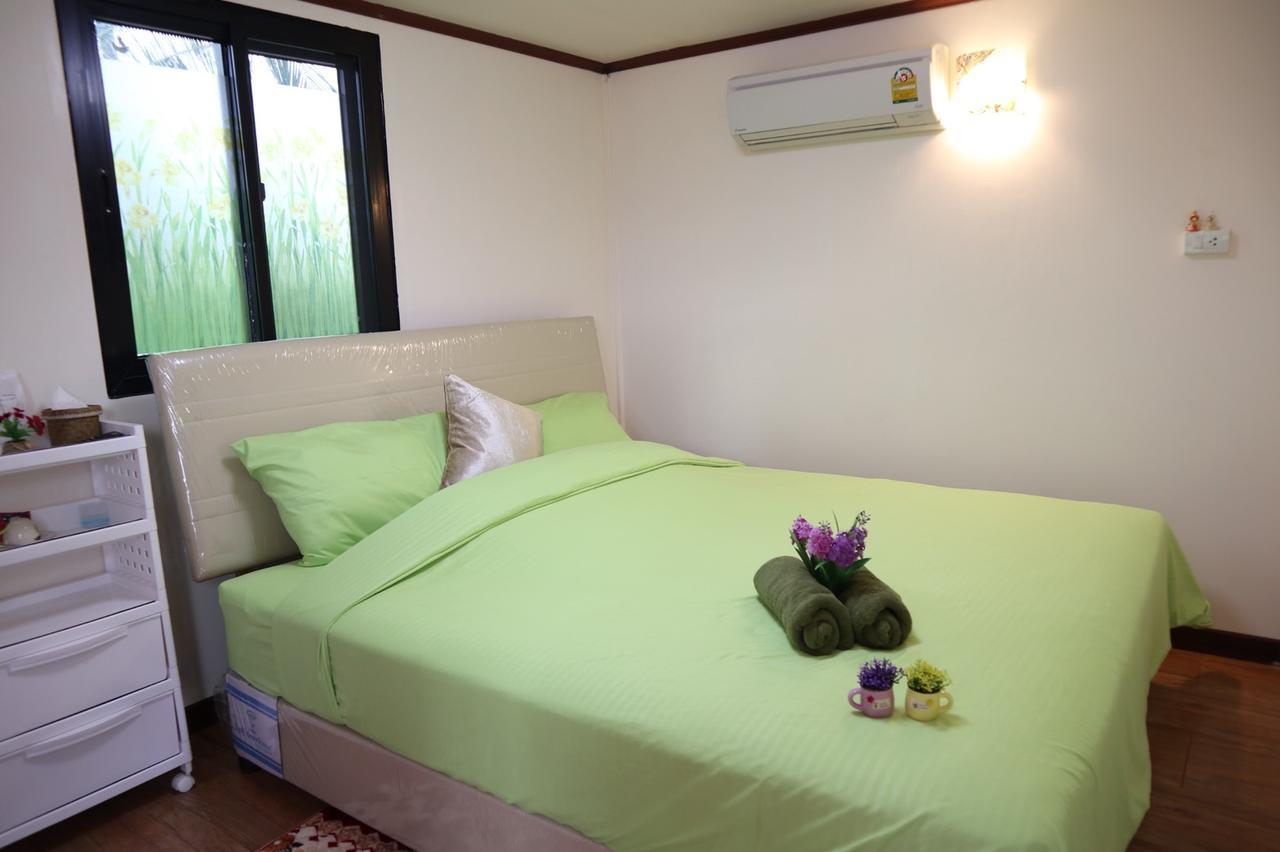 4 Seasons Mini House Hotel Nakhon Si Thammarat Buitenkant foto